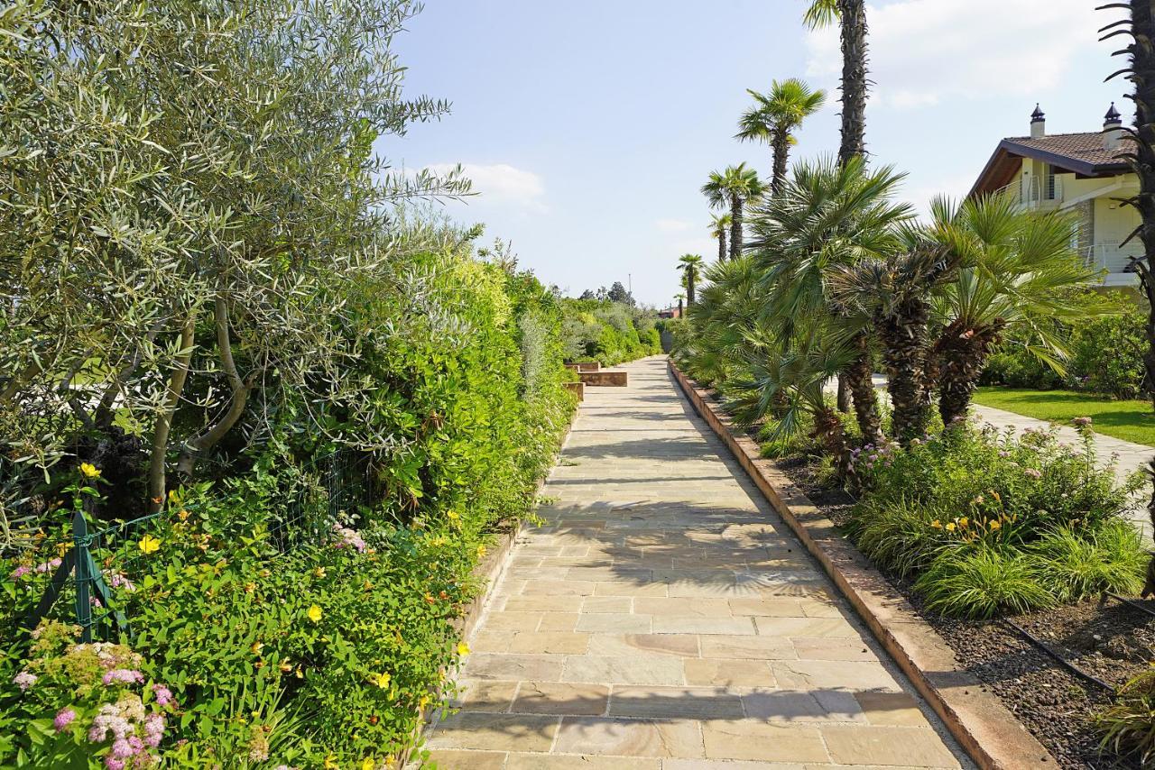 Giulia Luxury Apartment Sirmione Eksteriør billede