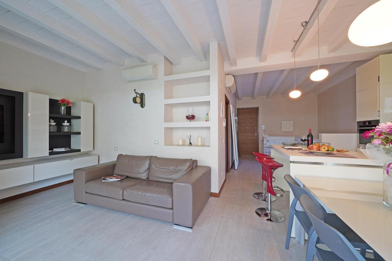Giulia Luxury Apartment Sirmione Eksteriør billede